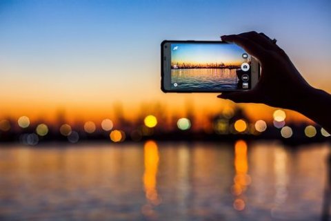 shutterstock (c) Valentin Valkov
